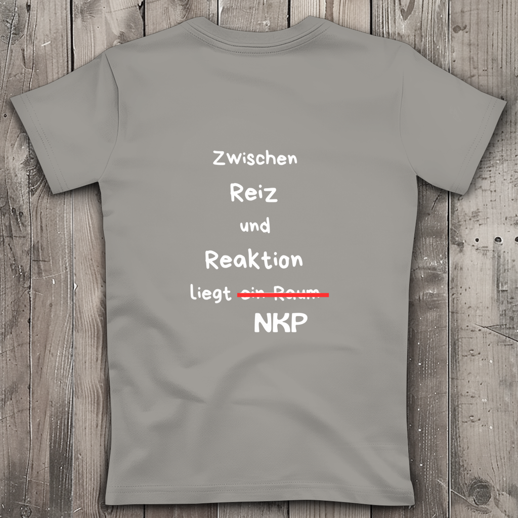 Damen Premium Bio V-Neck T-Shirt ∣ Reiz und Reaktion ∣ Logo in weiß