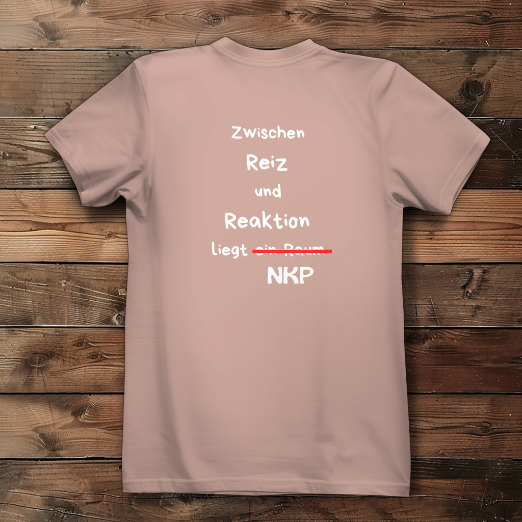 Damen Premium Bio T-Shirt ∣ Reiz und Reaktion ∣ Logo in weiß