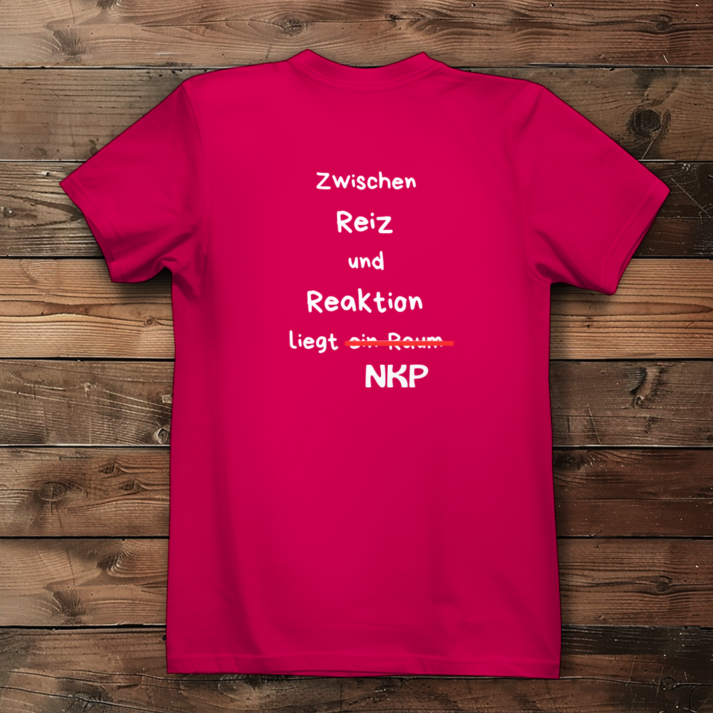 Damen Premium Bio T-Shirt ∣ Reiz und Reaktion ∣ Logo in weiß