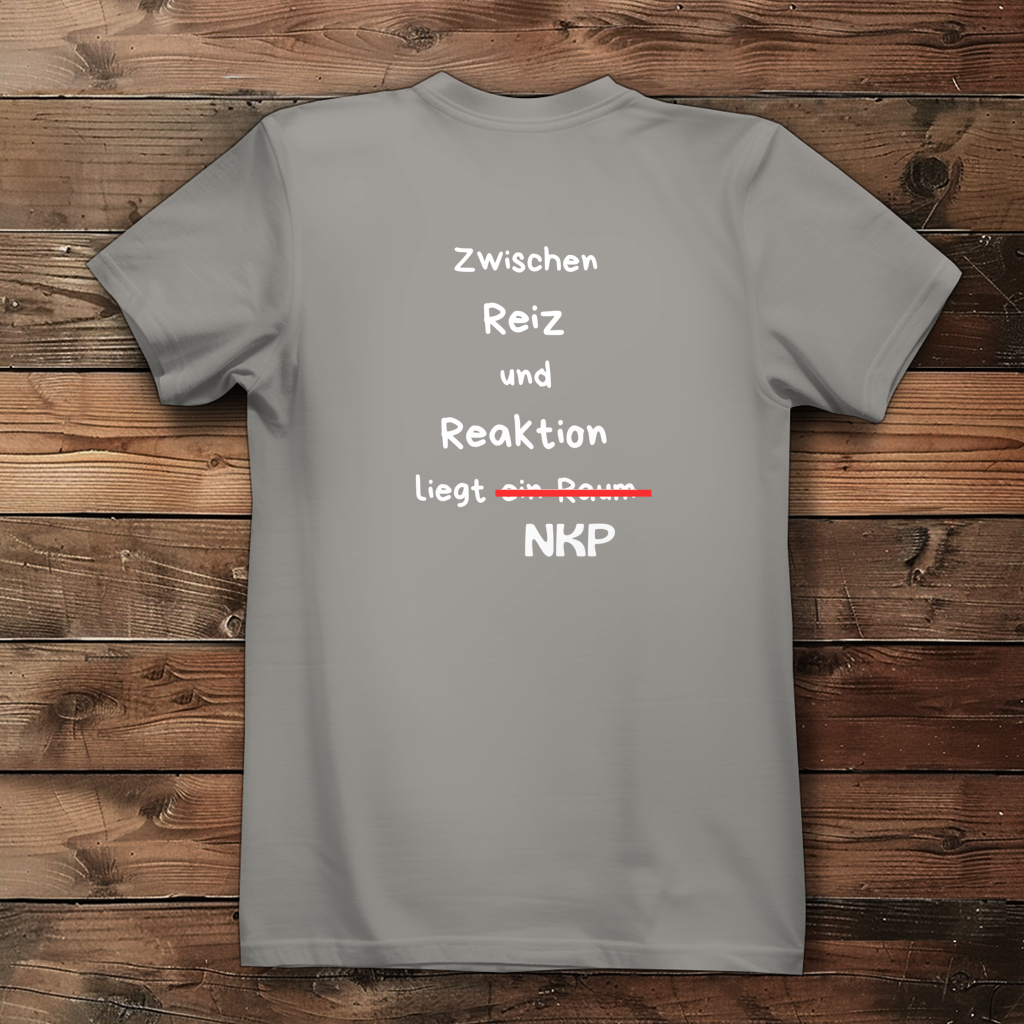 Damen Premium Bio T-Shirt ∣ Reiz und Reaktion ∣ Logo in weiß